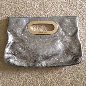 Micheal Kors Clutch